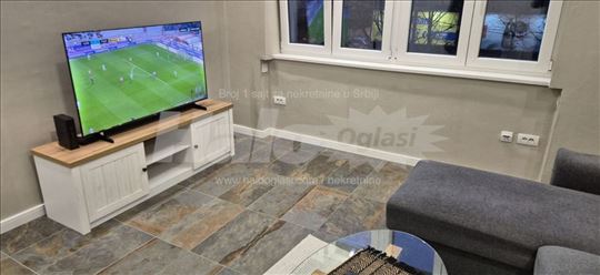 Kneza Miloša,54m2,II/5,dvosoban,lođa,Renoviran,EG