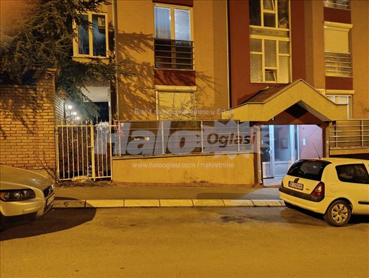 Komforan jednoiposoban stan Visnjica Beograd