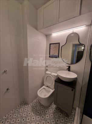 Lux stan sa nameštajem, uknjižen, vlasnik