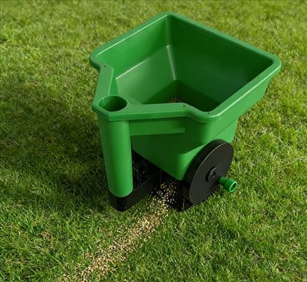 Ručna sejalica za travu i sitno seme