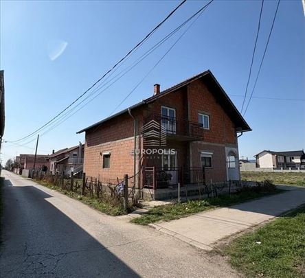 Uknjižena kuća, Batajnica, Zemun ID#8161