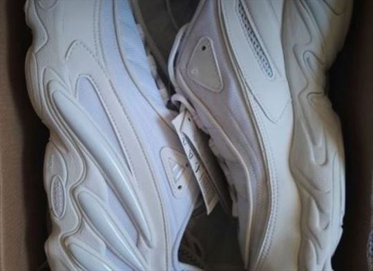 Adidas fyw 98 vel. 47 1/3 (30,5cm)