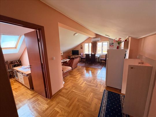 Stan Banja Vrujci ogromno potkrovlje 