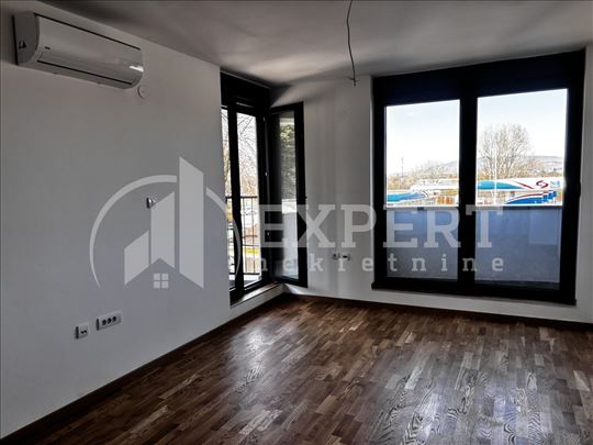 Izdaje se stan kod OŠ Bubanjski Heroji, 47m2