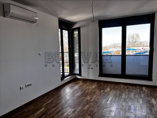 Izdaje se stan kod OŠ Bubanjski Heroji, 47m2