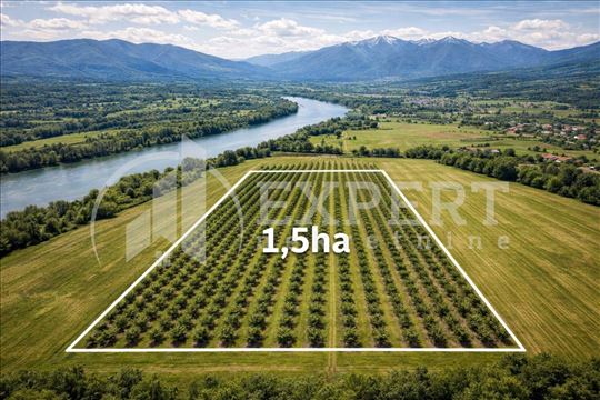 1.5ha ravna parcela, komad