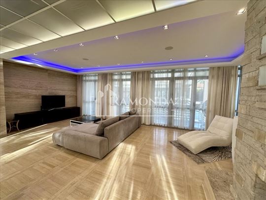 4.0 Stan 148m2 na Dedinju sa bazenom i garazom ID#