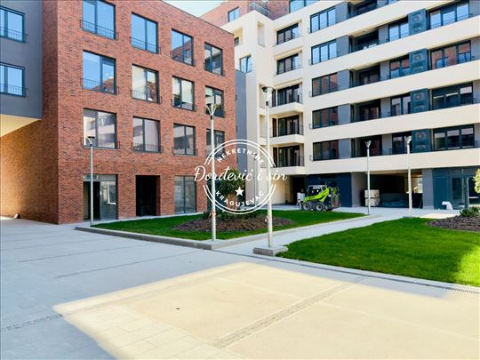 Beograd Lux 51 Bežanijska kosa Lokal 117m2