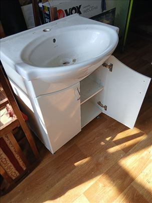 Lavabo sa ormarićem