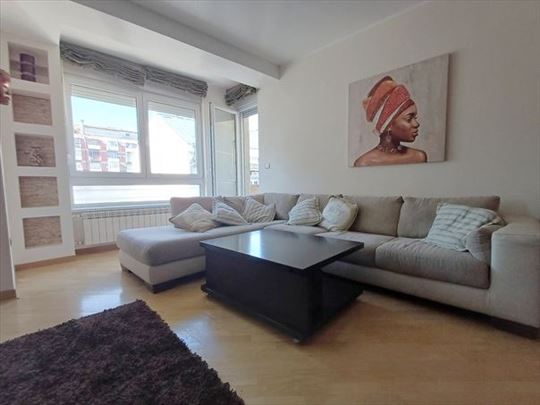 Moderan 3.0 stan na Vračaru, garaža, ID 8538