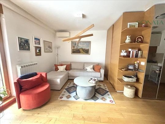 Namešten 1.0 stan sa terasom, Central Garden