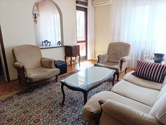 Palilula, Višnjička banja, Višnjički venac, 85m2