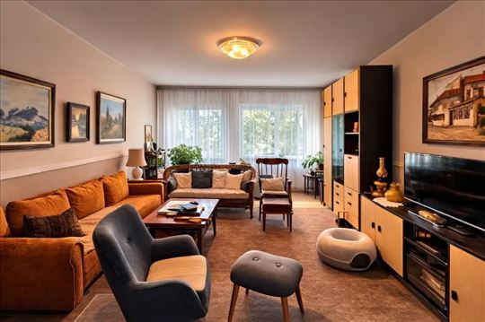 Železnik, Vlade Aksentijevića 3.0 - 140.000e ID#25