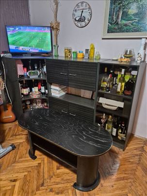 Komoda, sto, vitrina, tv komoda