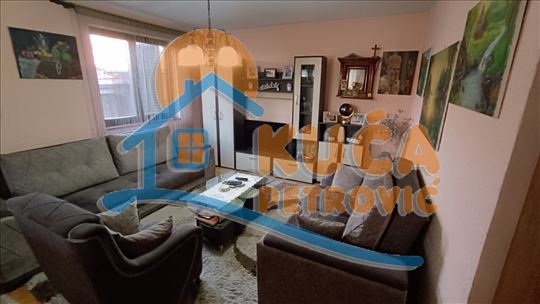 Kuća 200m2, širi centar grada, u blizini gradske b