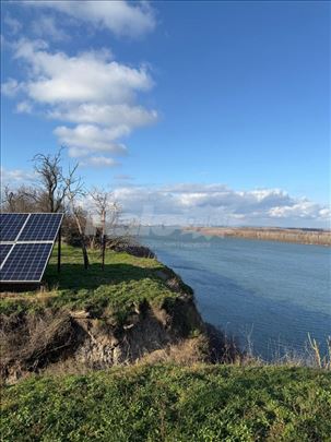 Kuća na obali Dunava 