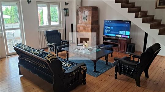 Lepa kuća u mirnom kraju