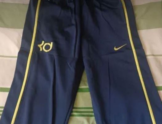 Nike kd vel. L