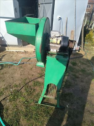 Prekrupač sa krunjačem