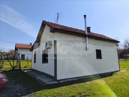 Kuća 66 m2 Vrbovno