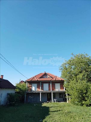 Obrenovac Kuča 260m2 