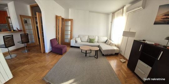 Arena, 3.0, 98(3L)+G, namešten, useljiv