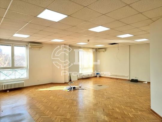 Botanička bašta,funkcionalan poslovni prostor ID#2