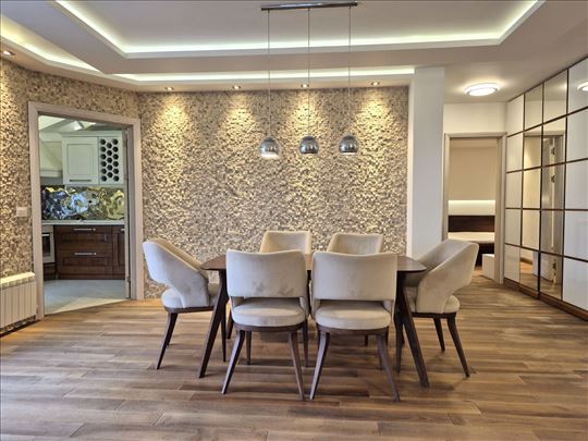 Dedinje, Cara Iraklija, stan, izdavanje