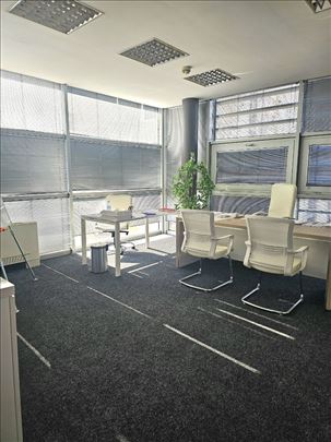 Izdavanje TC Futura, kancelarijski prostor, 35m2
