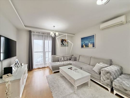 Lekino brdo, Lux 3s stan, garaža ID#14427