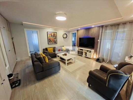 Ljuba Vučkovića 2.5 stan sa velikom terasom