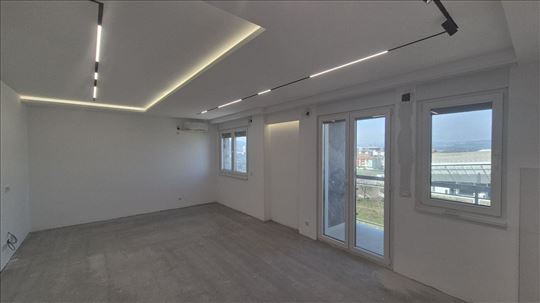 Loznica, Stan, 2.5, 72m2