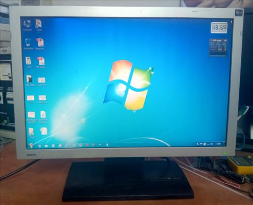 Monitor (85) Benq Q20WS