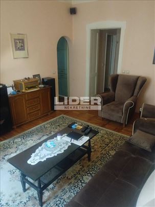 Na prodaju stan na Dorćolu ID#136159