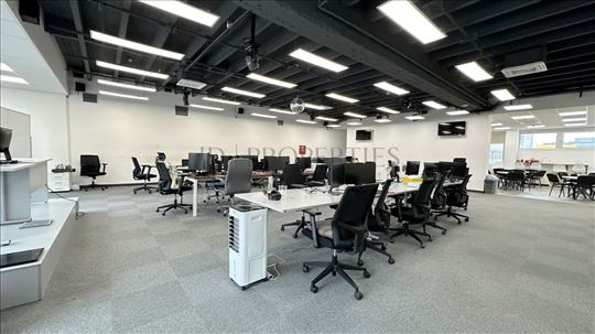 Namešten prostor na odličnoj lokaciji,401m2 ID 222