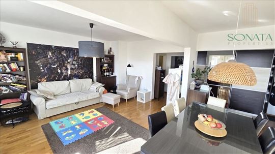 Odličan 2.0 stan od 60m2, dvostrano orjentisan