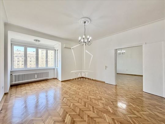 Salonac, mereno 136m2 ID#14428