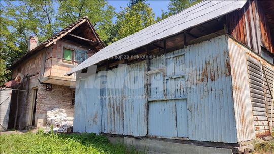 Vikendica u Barajevu, Nenadovac