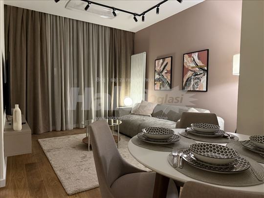 Izdajem lux 2.0 stan, nov, Vračar, 53m2