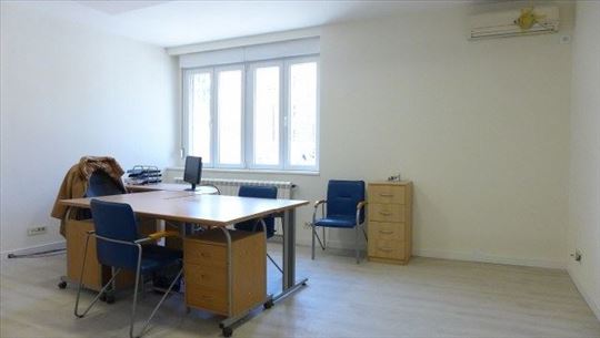 Kalemegdan, renoviran stan pogodan za kancelarije