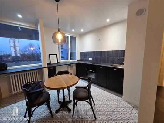 Lux 2.0 stan, renoviran, odmah useljiv ID#1109