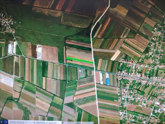 Parcela na ulazu u Krnjesevce, industrijska zona