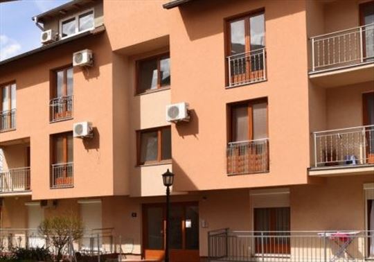 Veliki - stan centar na odličnoj lokaciji 