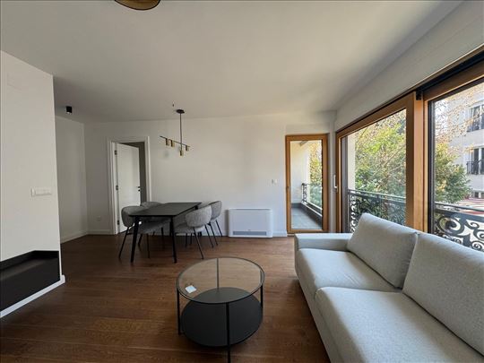 Voždovac - 2 spavaće sobe - Uključene režije