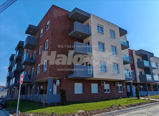 Zemun Altina 1,5 sa garažom