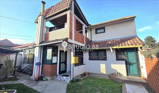 Zrenjanin, Mala Amerika, Kuća, 3.0, 240m2