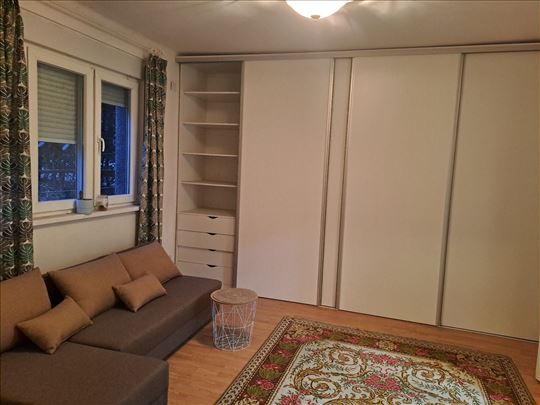 67m2 Vračar Neimar /Apartment for rent 