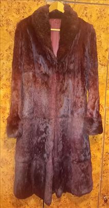 Bordo bunda od prirodnog krzna