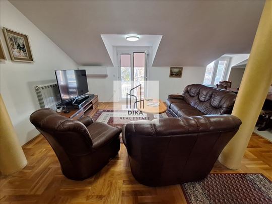 Cvetkova pijaca, 4.0, sa parking mestom