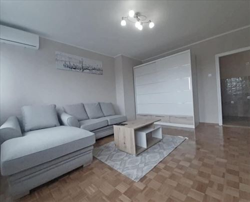 Fontana, renoviran, funkcionalan, ID 25460